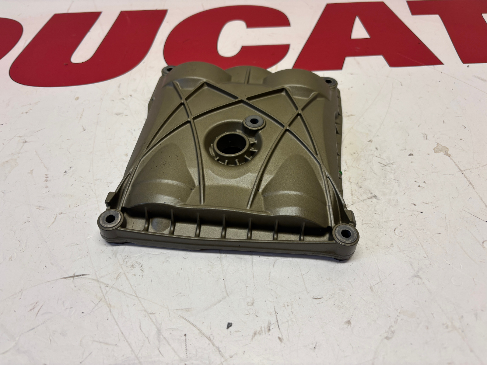 Ducati Horizontal Cylinder Head Cover Panigale 1299 24715181C