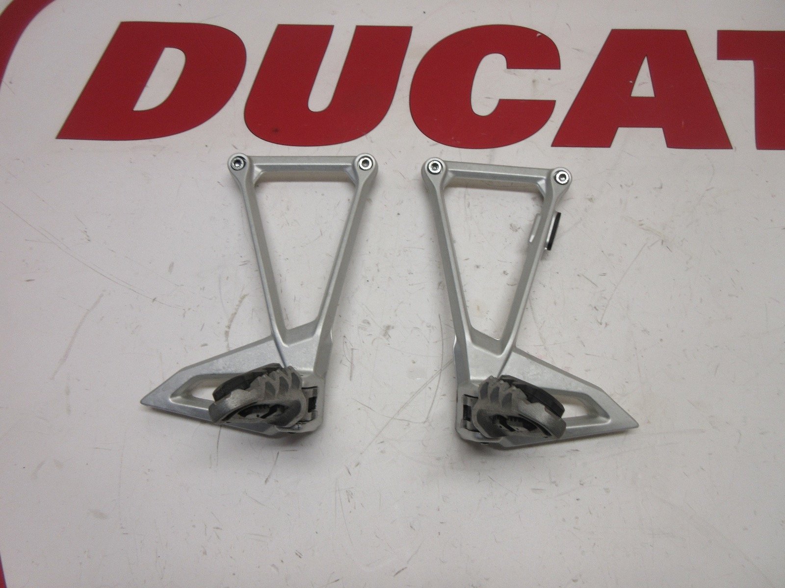 Ducati passenger steps set left & right Multistrada 1200 2010 2014 82411692A