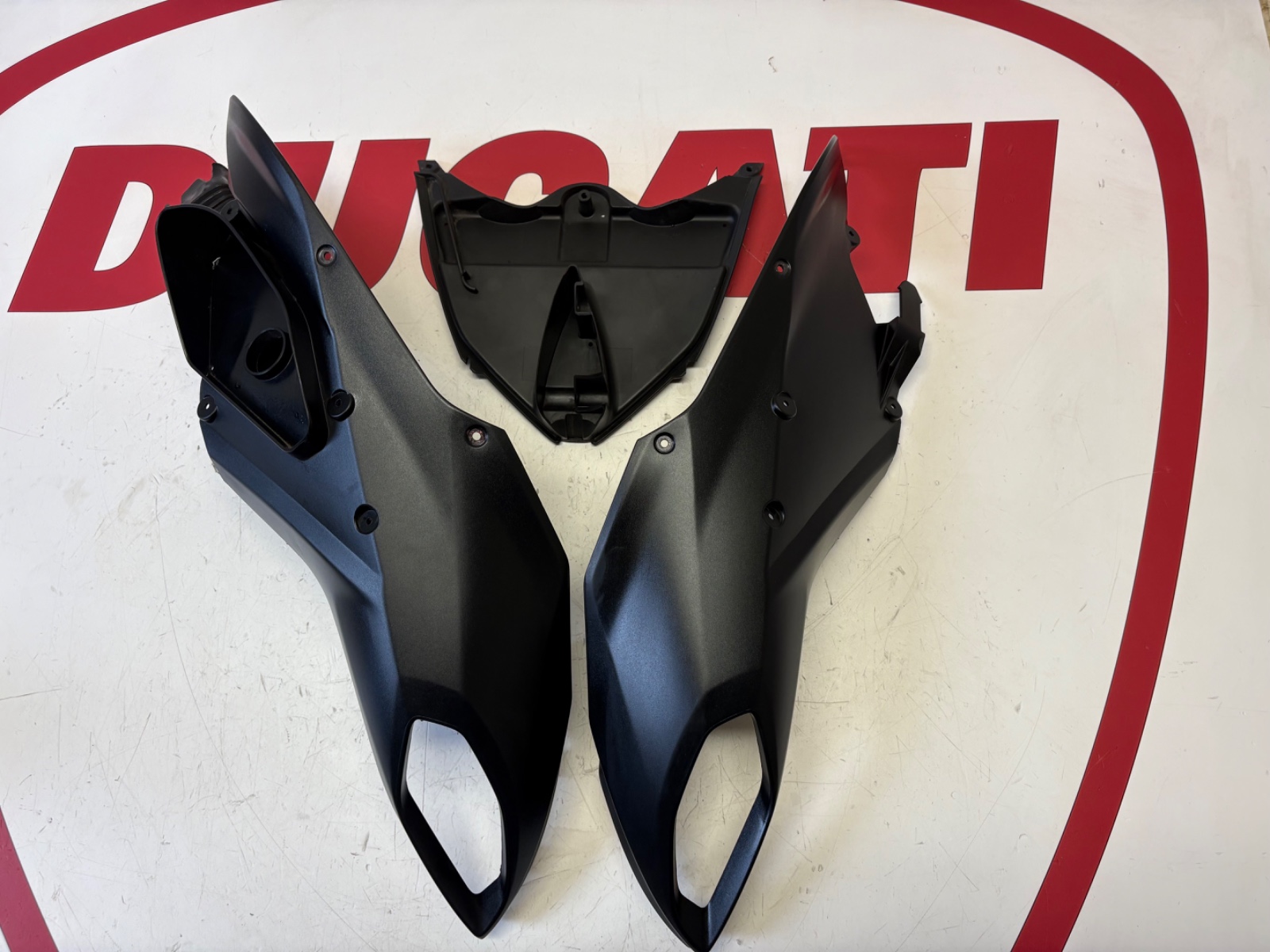 Ducati Multistrada 1200 & S front fairing beak black 48016331A 48016341A '10 '14