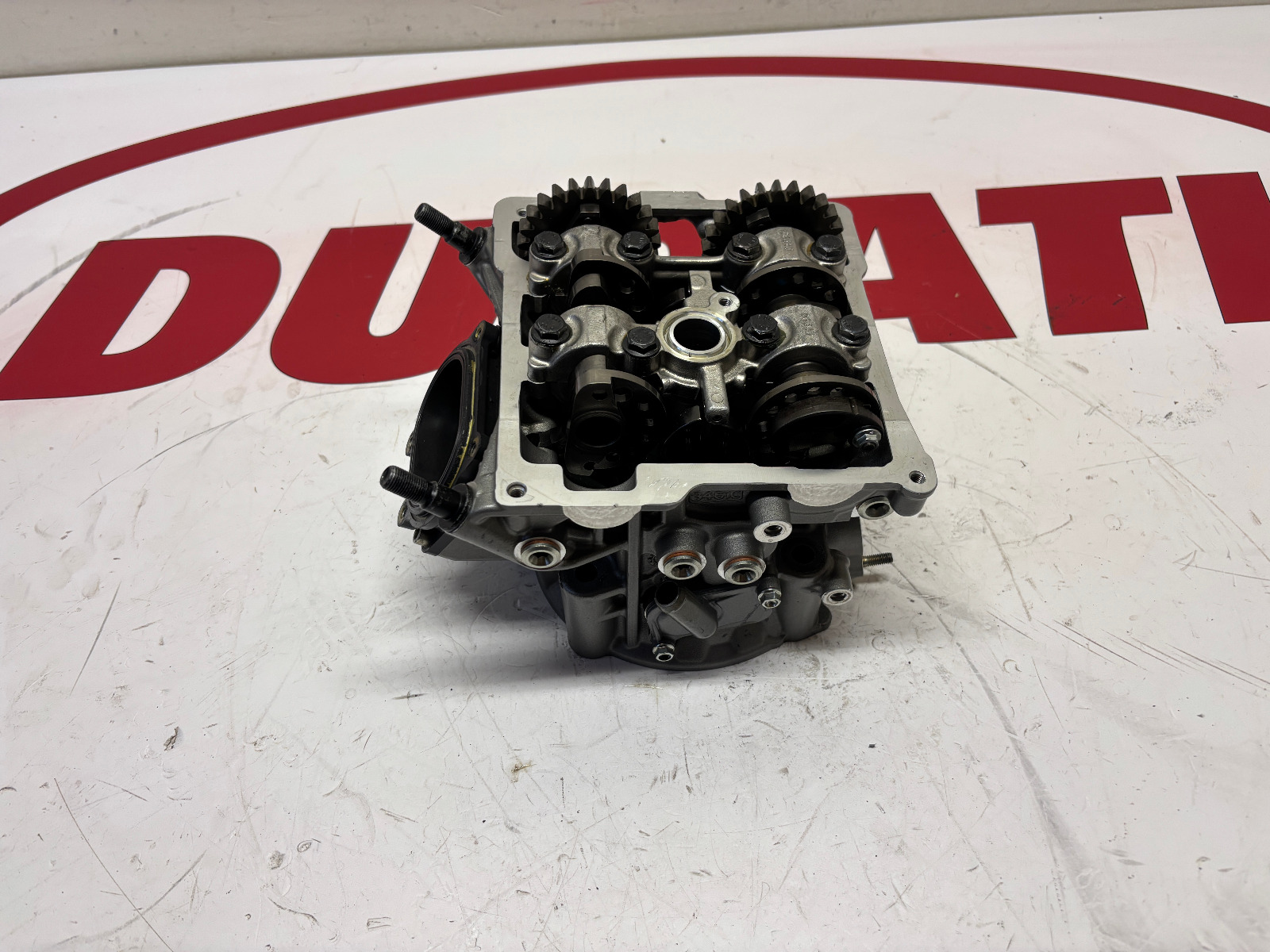 Ducati complete horizontal cylinderhead / cams 1199 PANIGALE R 30123461E