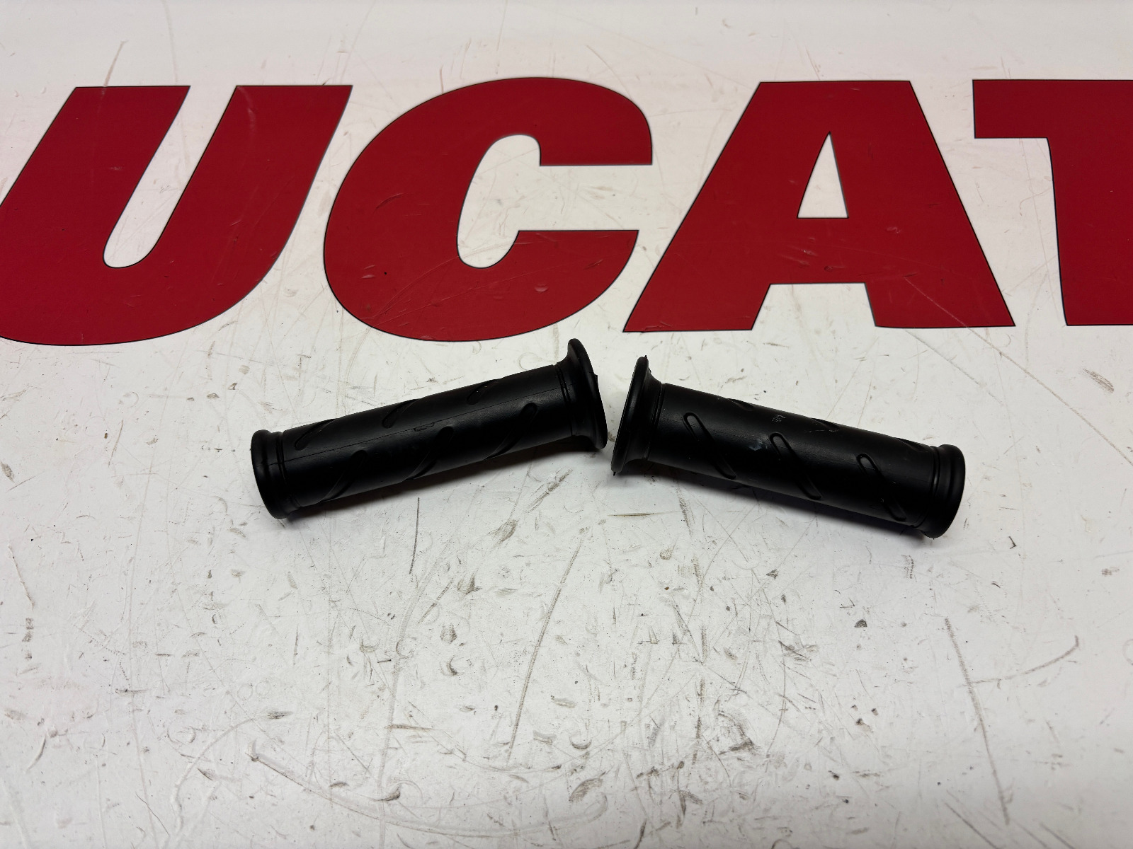 Ducati grip set throttle grips Supersport Monster 748 916 996 998 65620121A