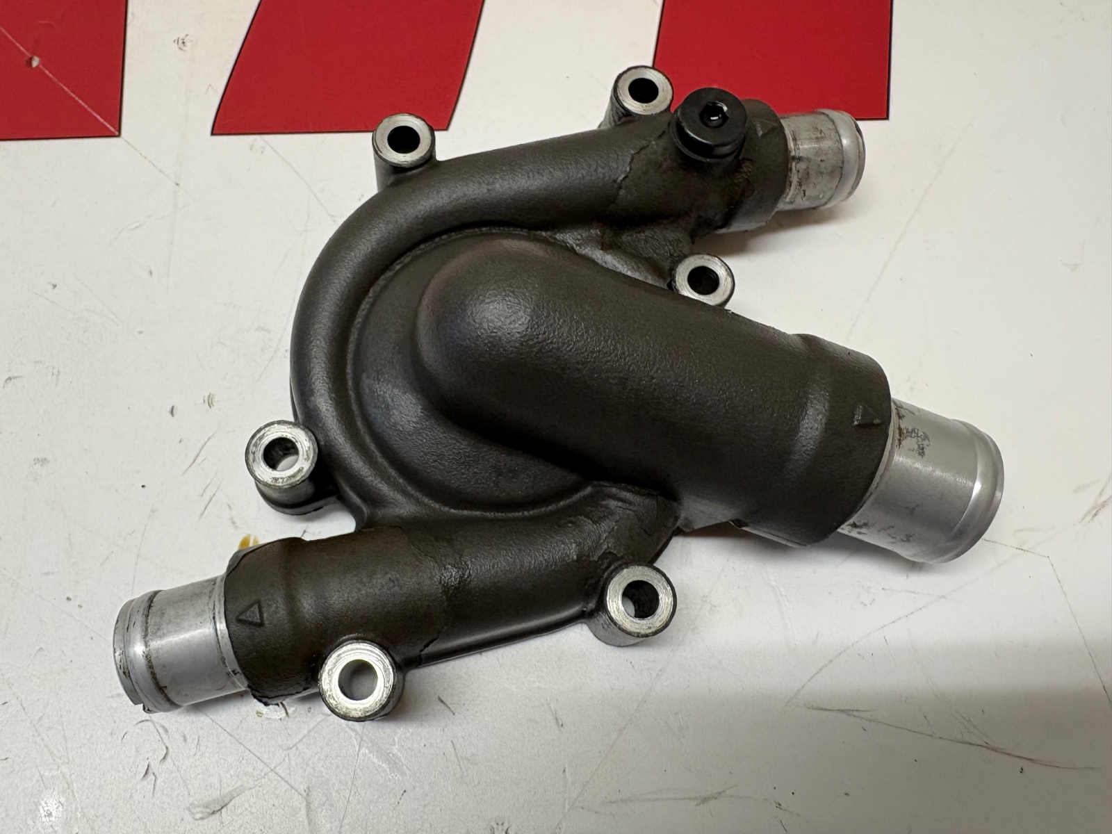 Ducati water pump waterpump cover Multistrada 1200 DVT 24724481AD