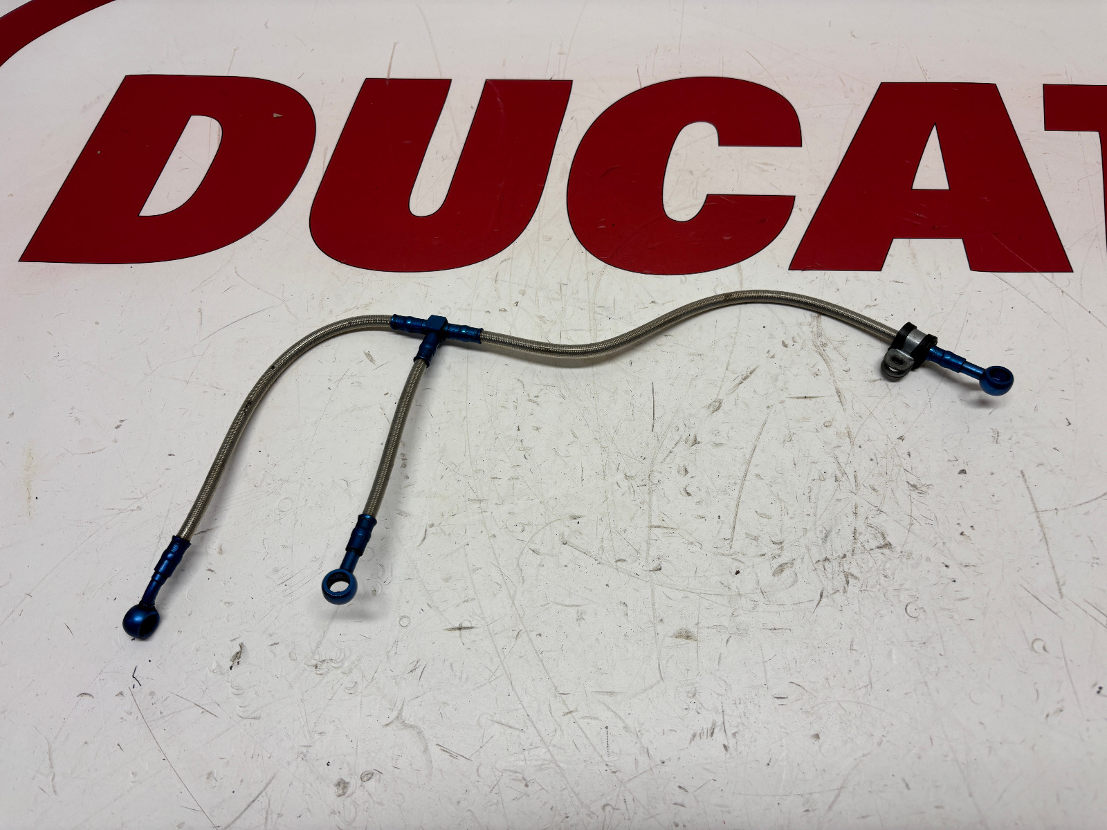 Ducati oil cooler feed / delivery line / hose 748 996 87510441A