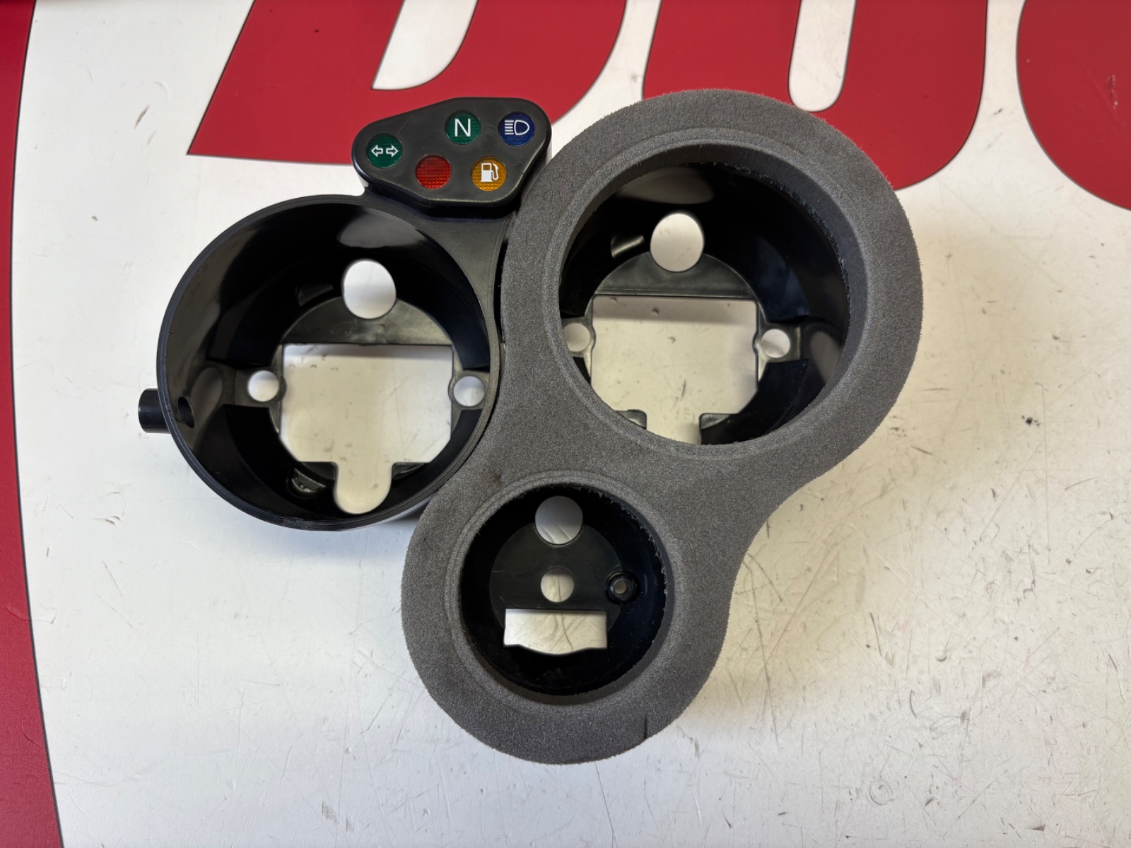 Ducati early instrument housing speedo meter RARE ITEM 748 916 996 40740011A