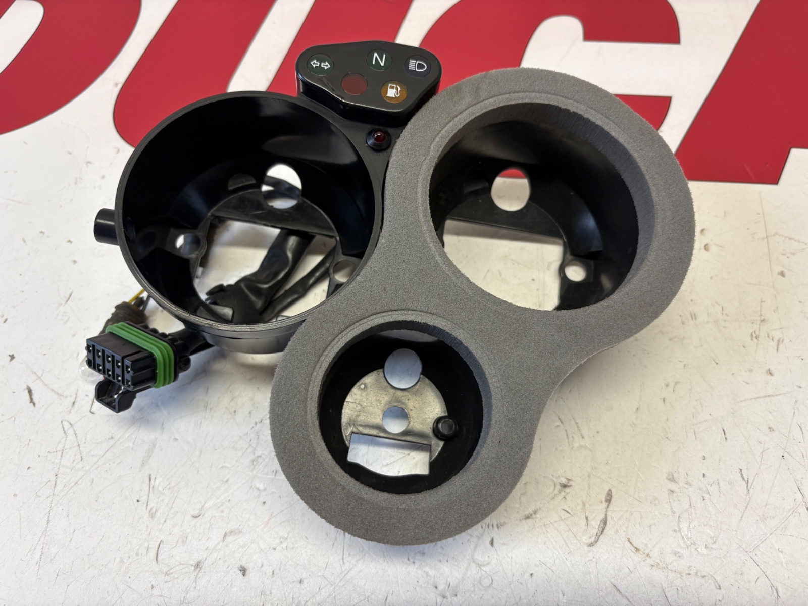 Ducati speedo meter instrument housing early models RARE 748 916 996 40740011A