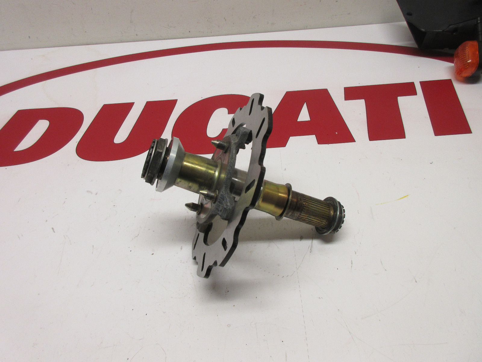 Ducati rear wheel spindle axle brake disc 748 916 996 998 81920391A