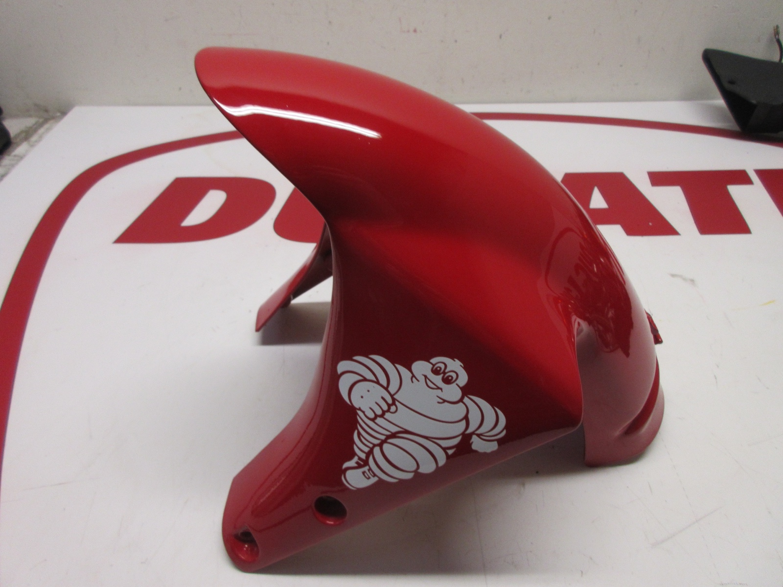 Ducati front mudguard fender red SS 900 800 1000 748 916 996 998 56410181A