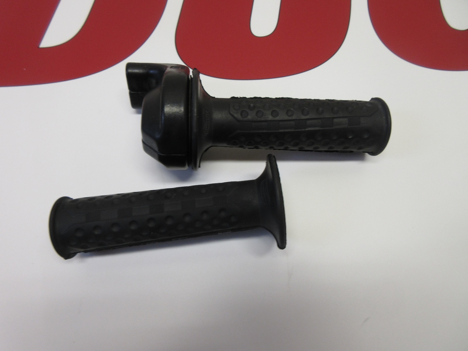 Ducati Throttle control grip set Monster & Supersport 400 600 750 900 65440031A