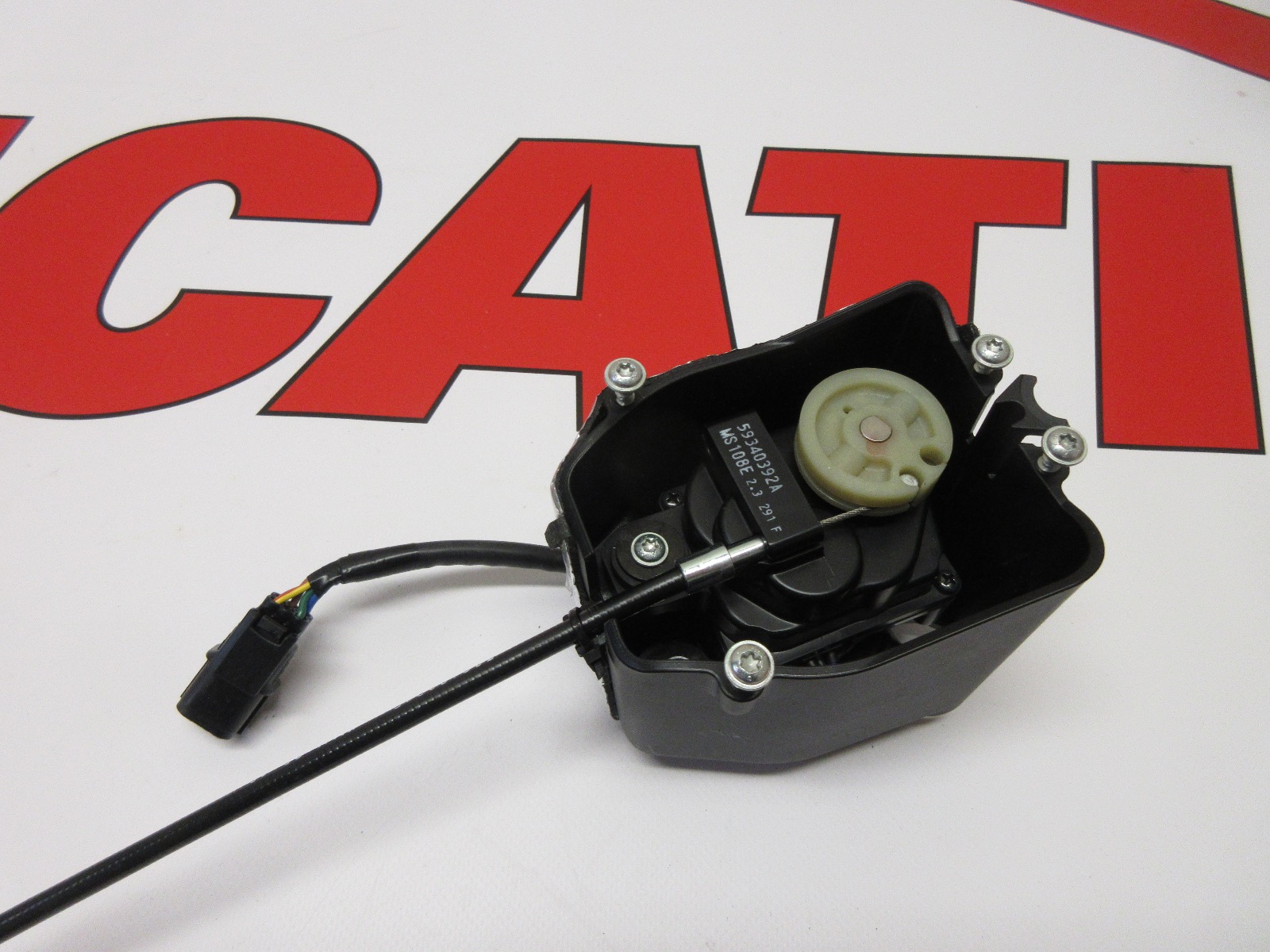 Ducati Panigale 1299 1199 959 899 59340393A exhaust valve servo motor & housing