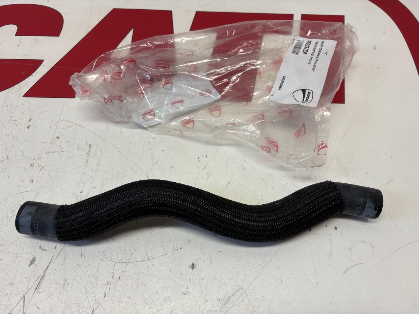 Ducati vertical thermostat hose Multistrada 950 1200 1260 V2 Enduro 80022372A