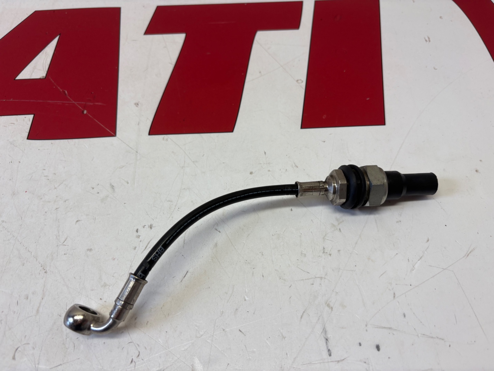 Ducati oil pressure sensor with line Panigale 899 959 1199 53940302A 87721562A