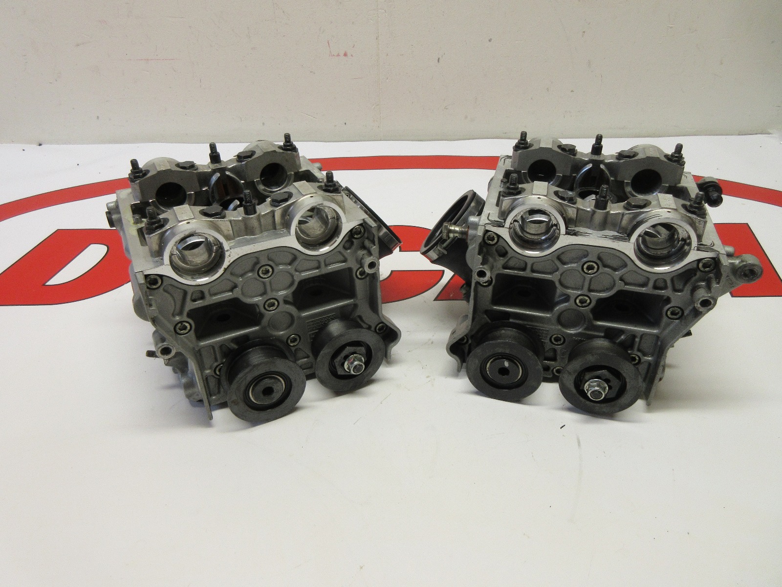 Ducati cylinder head set horizontal / vertical 998 999 HEAD