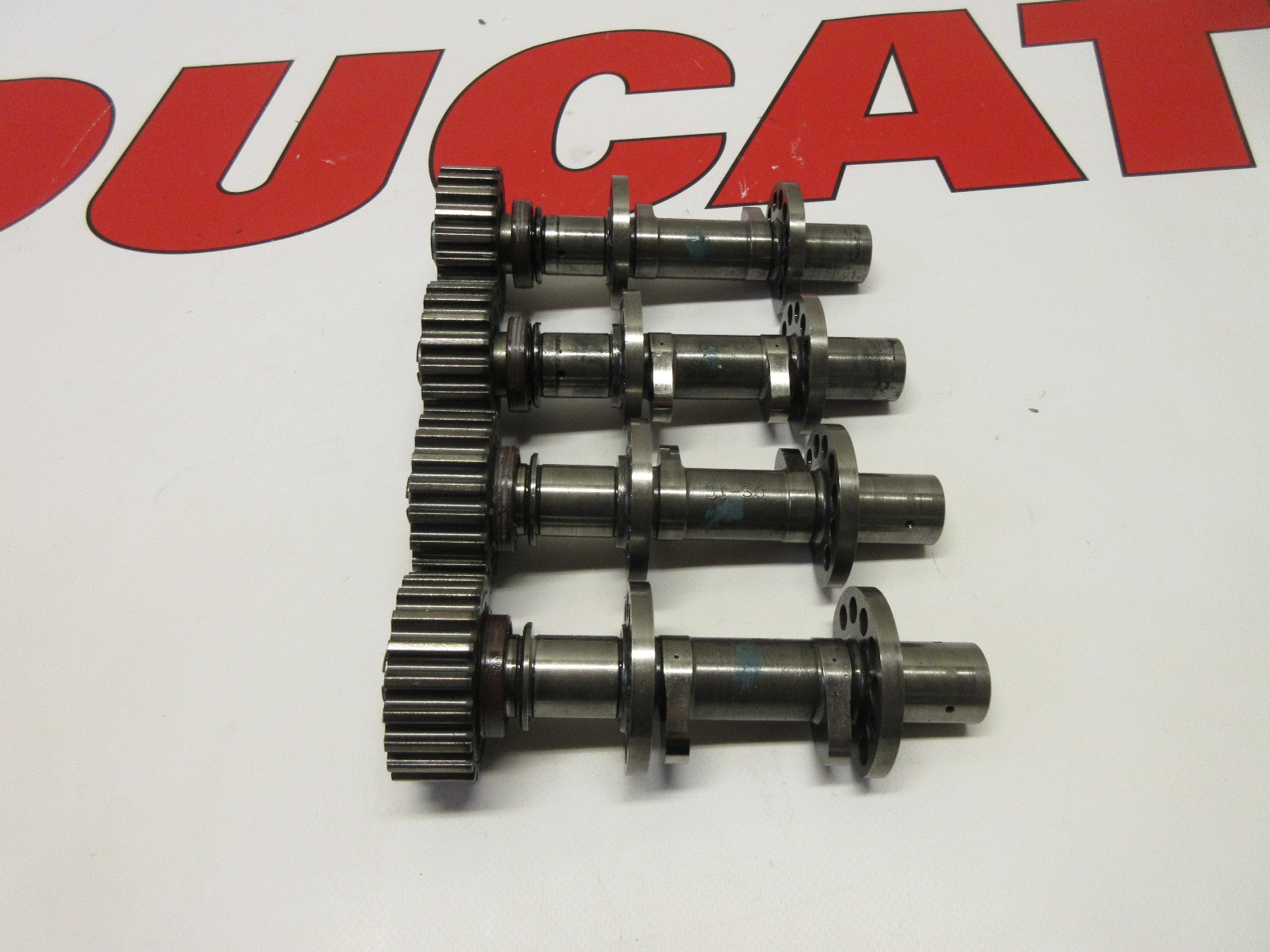 Ducati camshaft set cams 998S 998R 999S 999R superbike models 14820811B 3M/1C