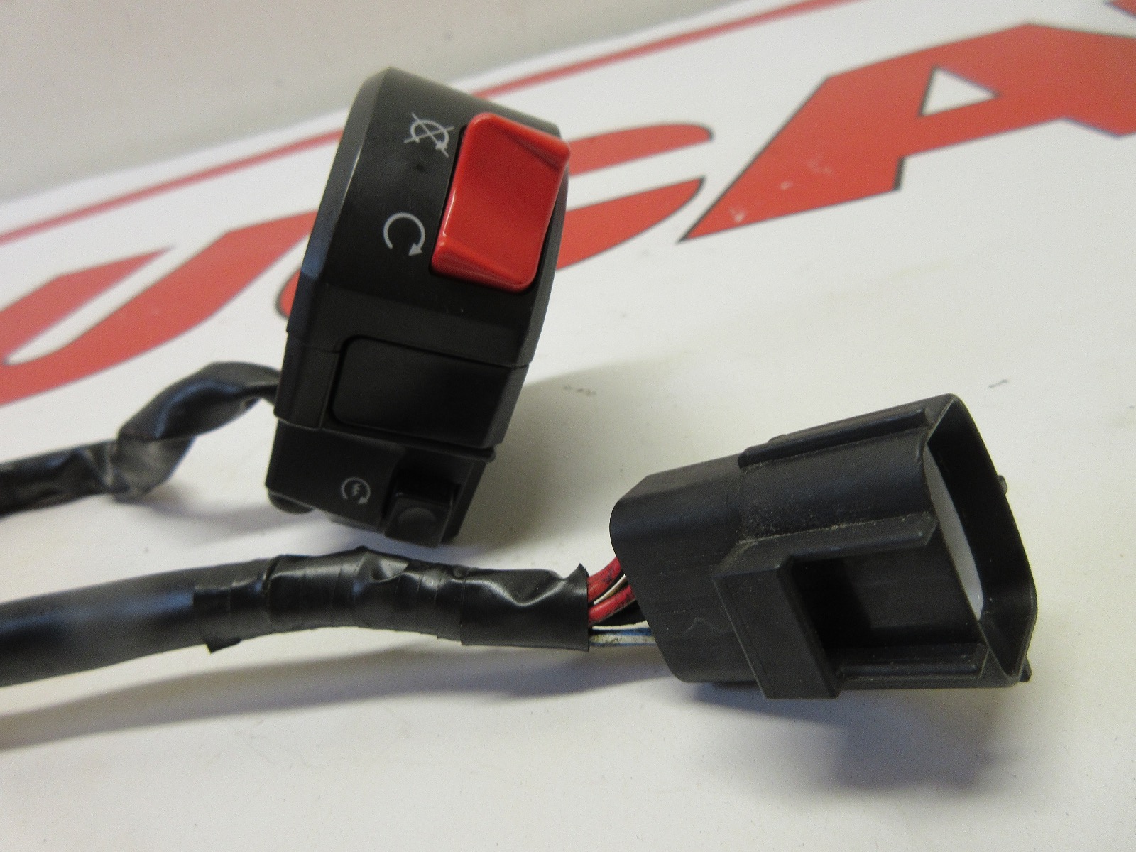 Ducati right hand handlebar start / stop switch 749 999 & Monster 65040081B