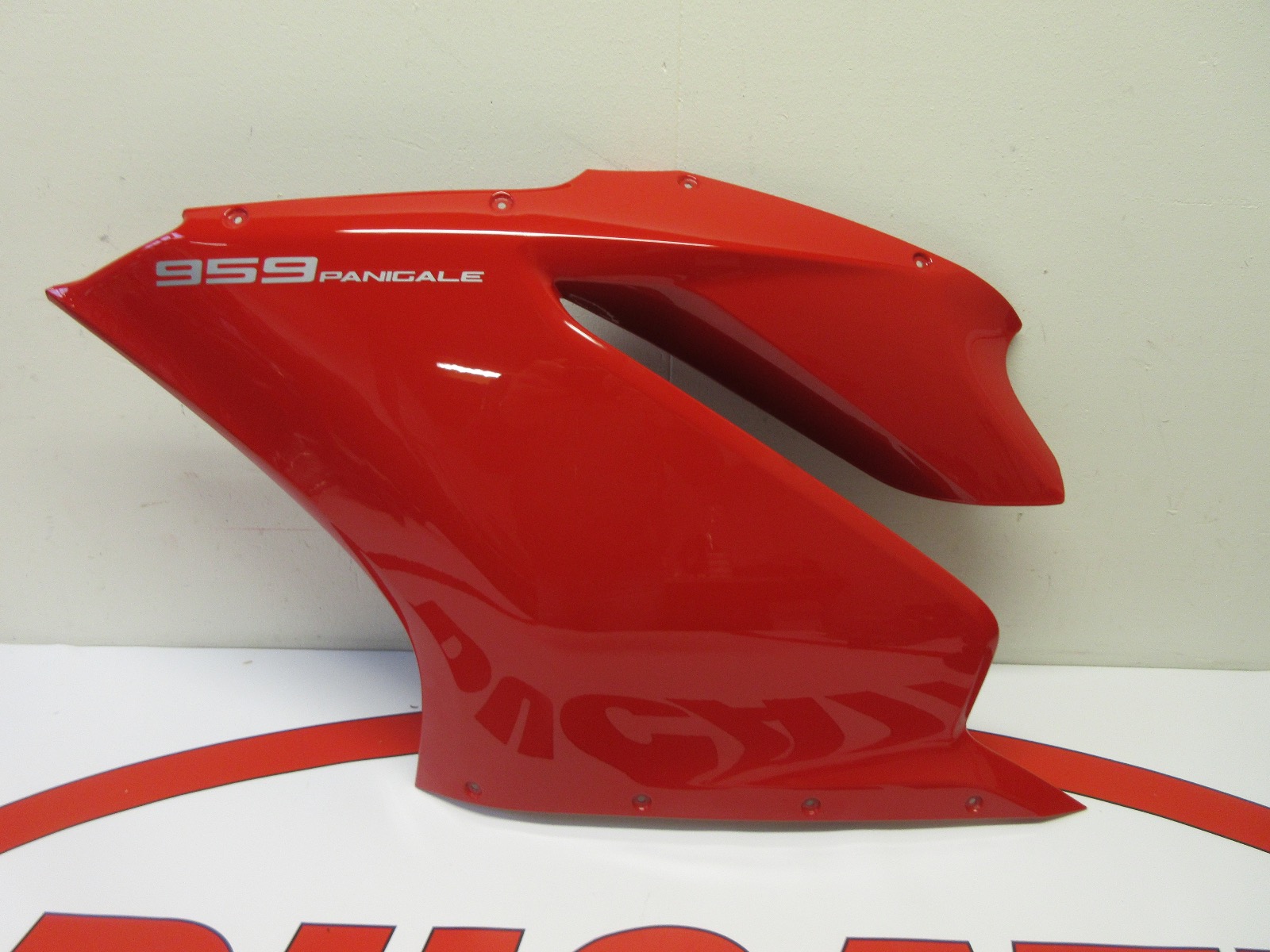 Ducati left hand upper fairing panel red 48013791AA Panigale 959