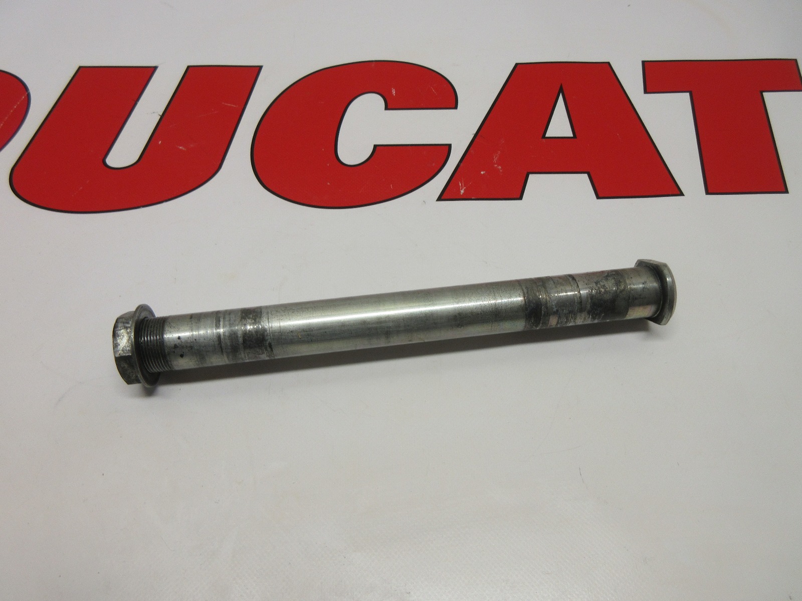 Ducati rear wheel axle spindle 749 999 81910401A