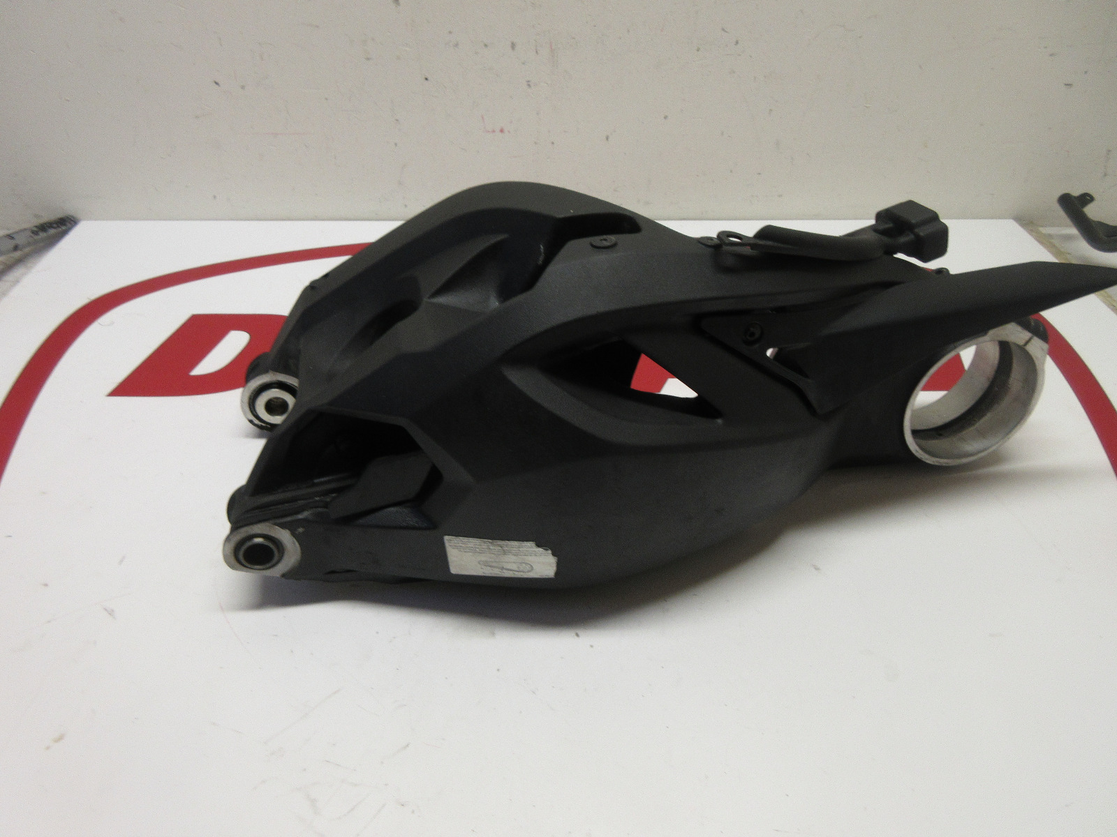 Ducati swing arm Multistrada 1200 1200S 37010902A
