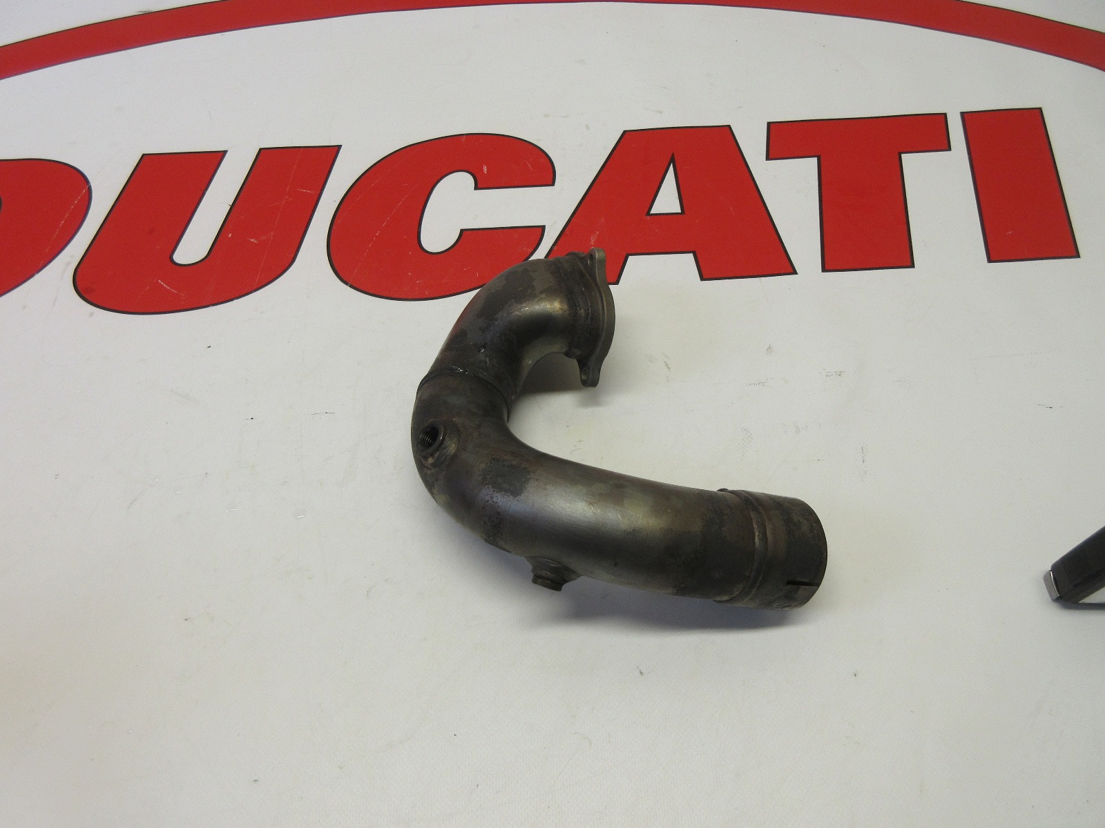 Ducati vertical exhaust manifold Monster 821 1200 57113251A