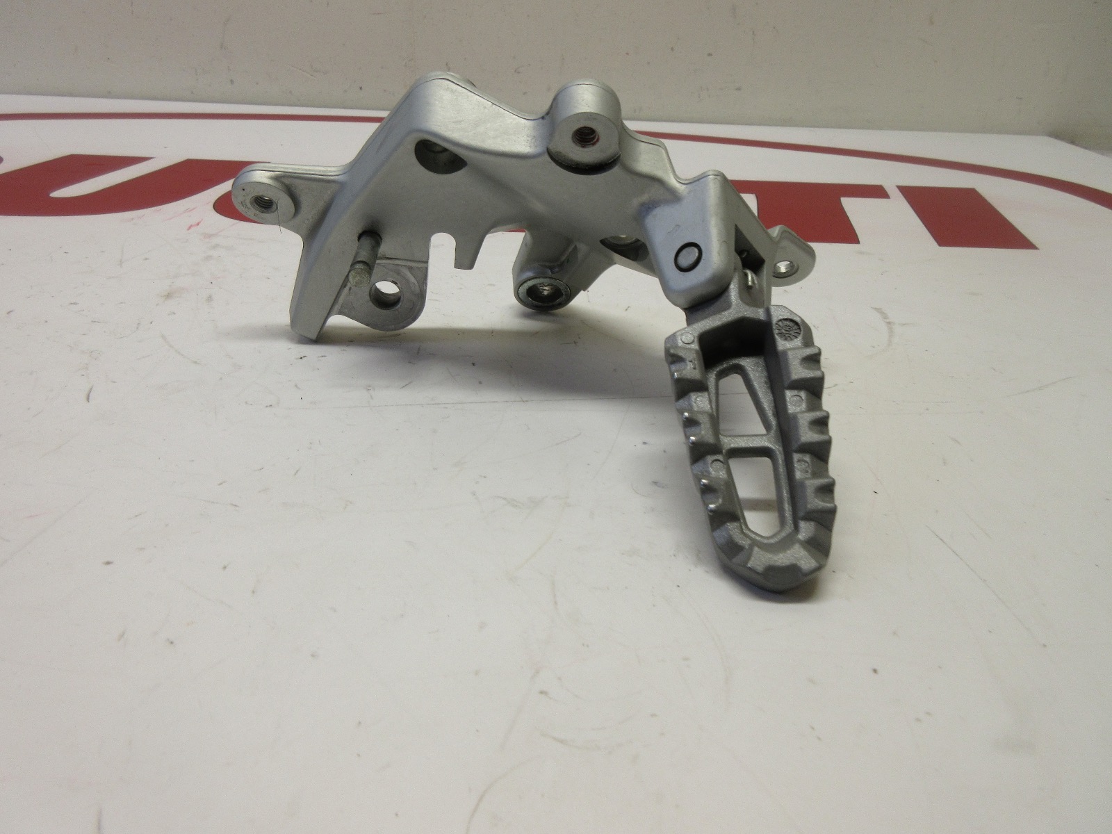 Ducati Left hanger footrest bracket step Multistrada 950 1200 1260 82422533AA