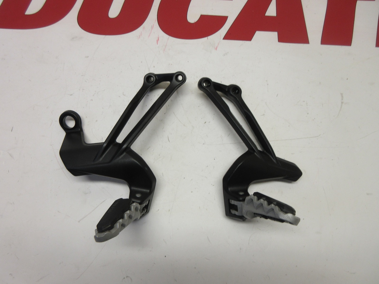 Ducati passenger steps set left & right Multistrada 950 S 82413131AB 82412631AB