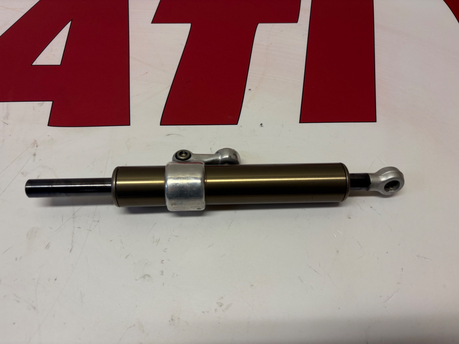 Ducati 748 916 996 998 Original Showa steering damper & clamp 36420031B