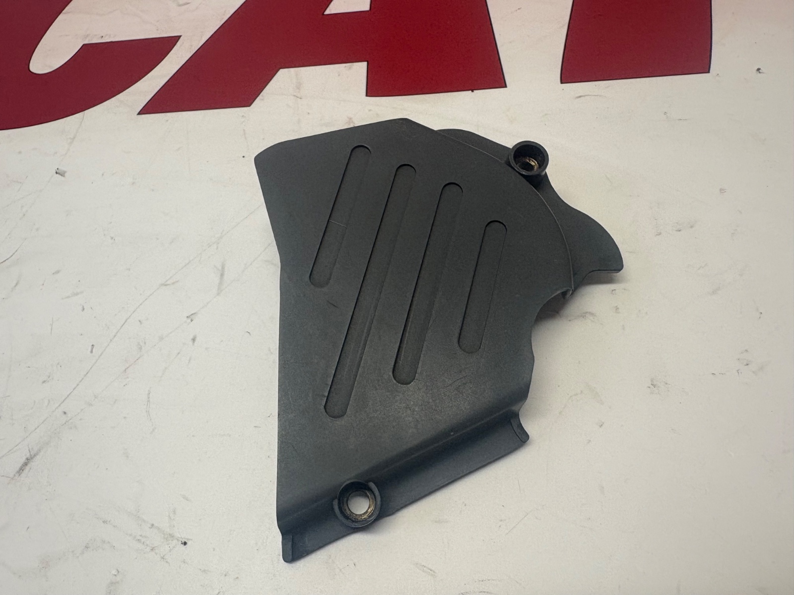 Ducati 24710831A sprocket cover Chain grey 916 748 996 998 749 999 Monster SS
