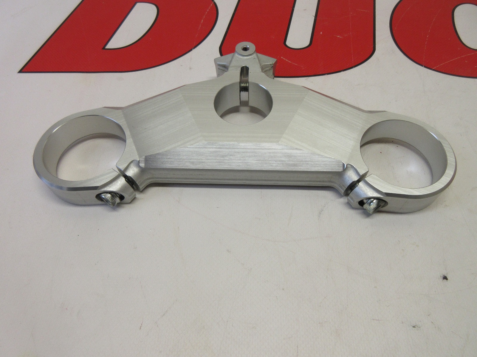 Ducati top yoke 848 1098 1198 steering head triple clamp 34110721A