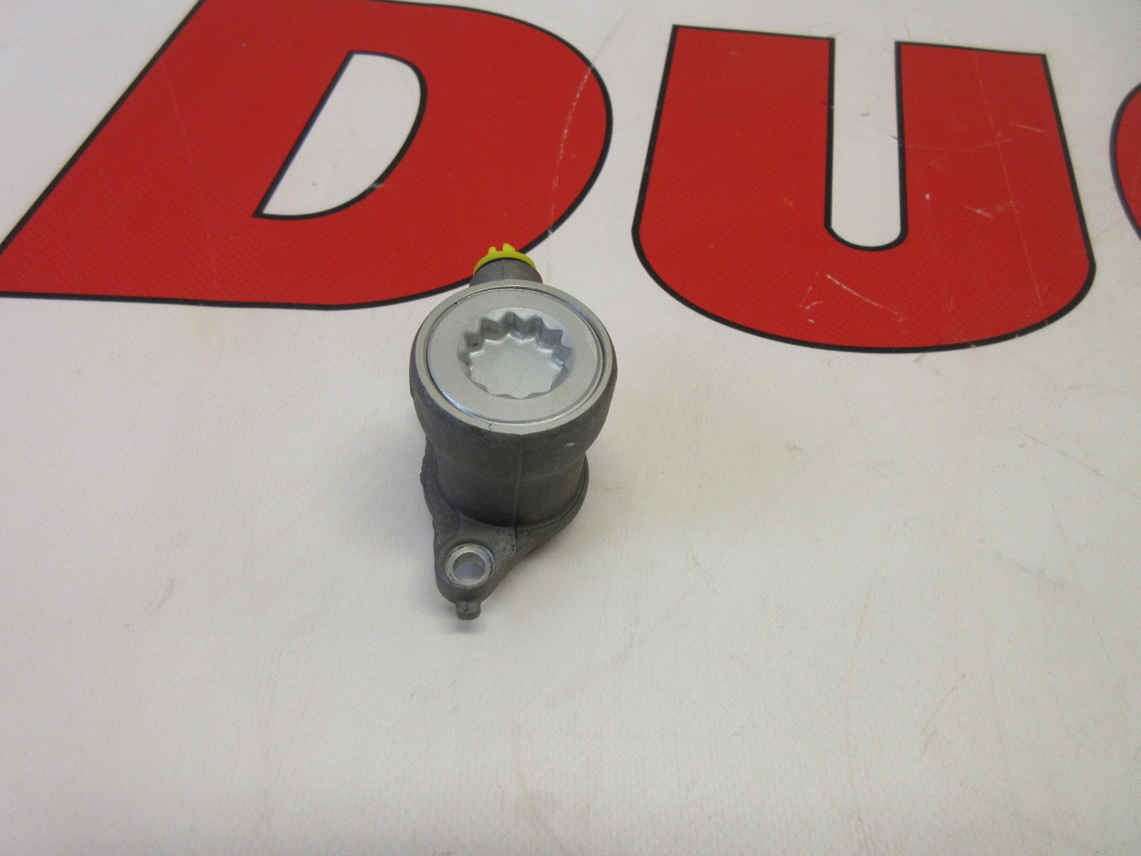 Ducati pressure cylinder dry clutch slave 748 998 ST 1098 1198 Monster 19540031A