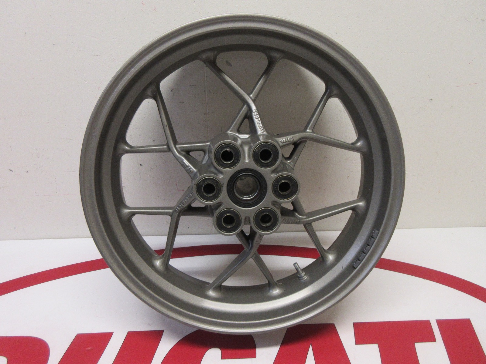 Ducati Rear Wheel Rim Multistrada 950 models 2017 2018 50221752AA 17 x 4.50