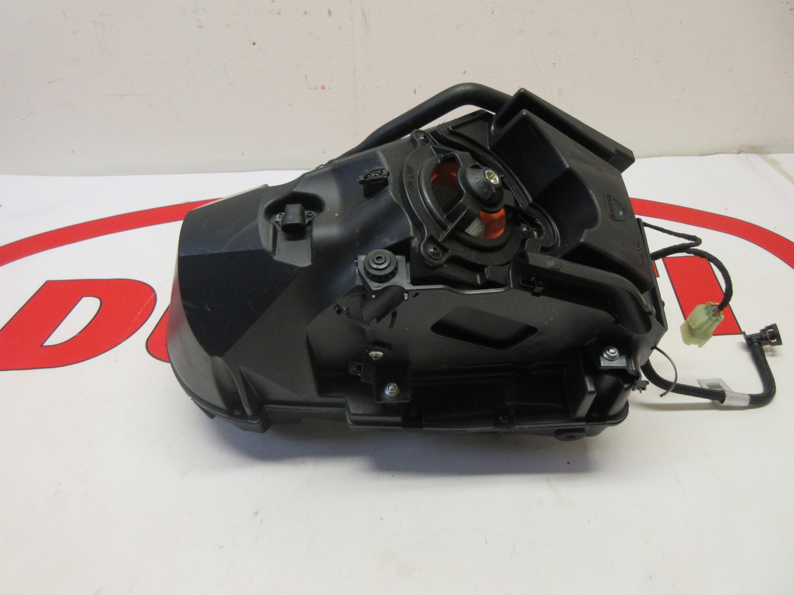 Ducati air box throttle bodies Monster 821 1200 Supersport 28240932A