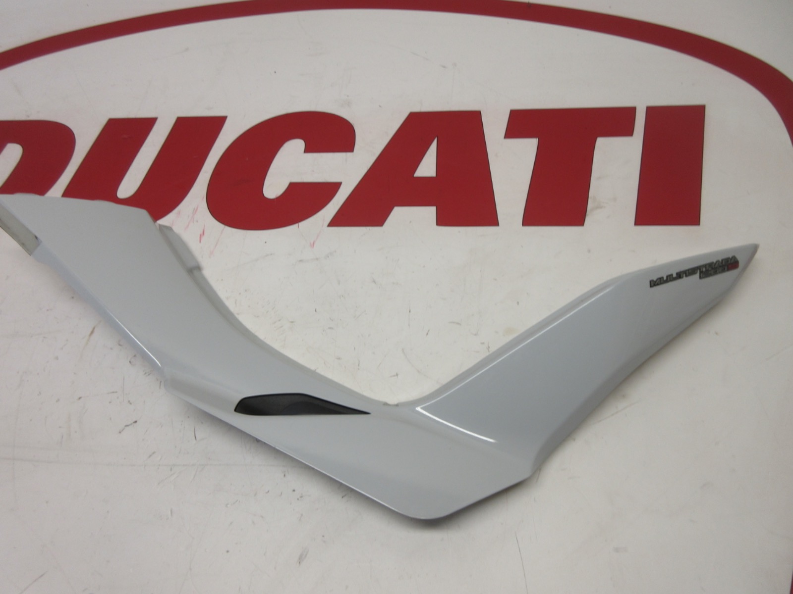Ducati Left rear seat frame cover Multistrada 1200 S Touring white 48226752AB