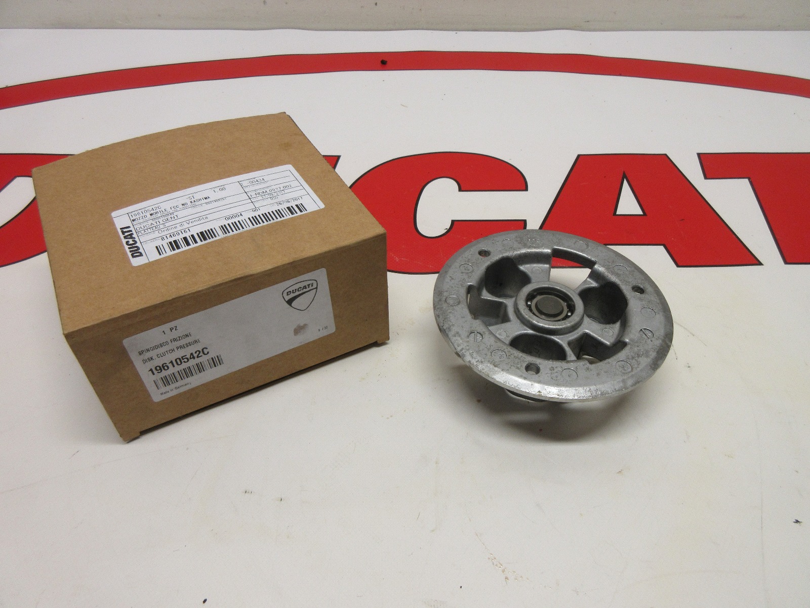Ducati clutch pressure plate Diavel Hypermotard Multistrada 19610542C