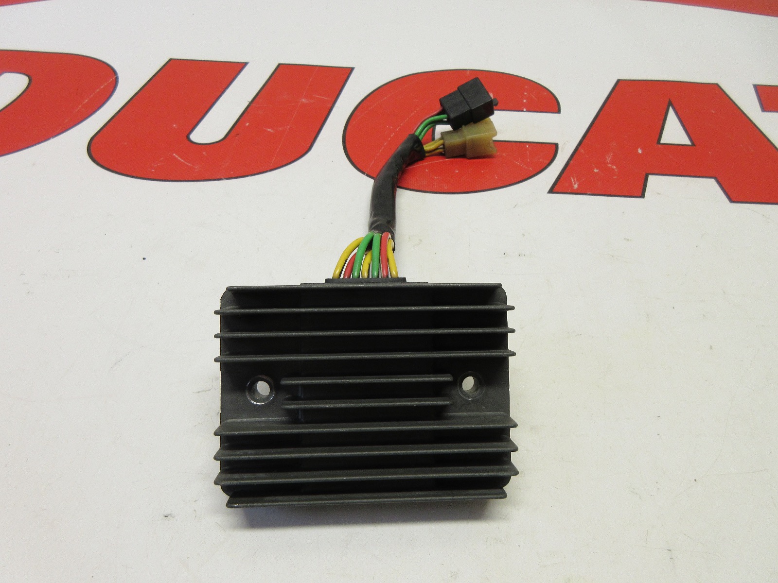 Ducati regulator rectifier 3 phase 748 996 998 Monster Scrambler 54040111C