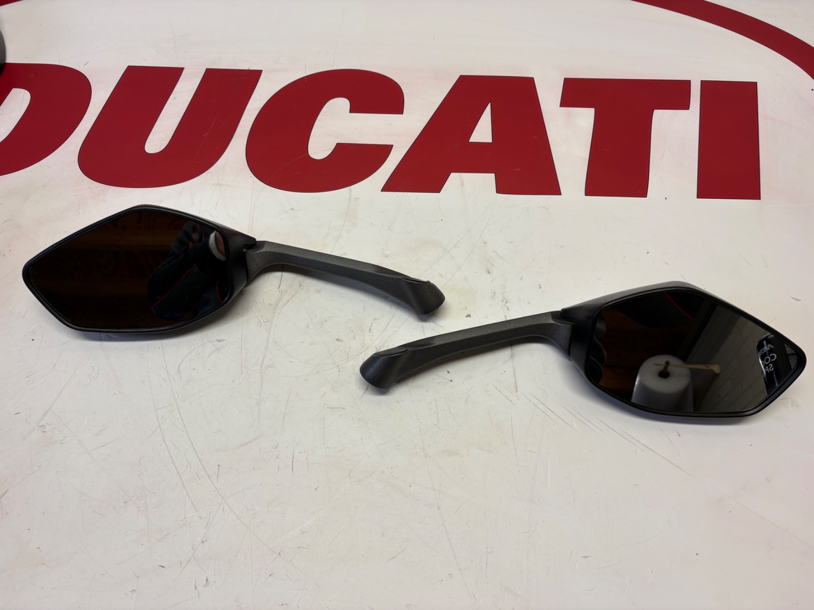 Ducati Left and right mirror Multistrada 1200 S 52310462B 52310472B grey stay