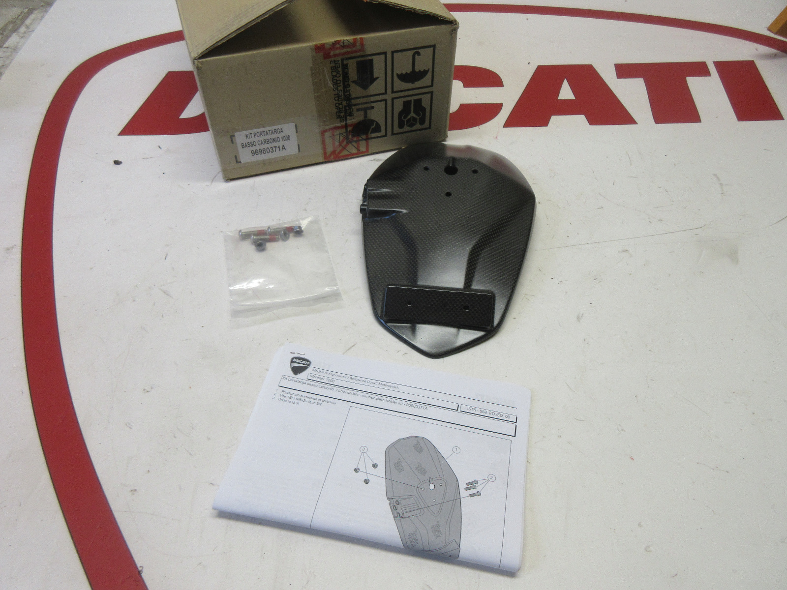 Ducati Performance Carbon lower plate holder Monster 1200 96980371A