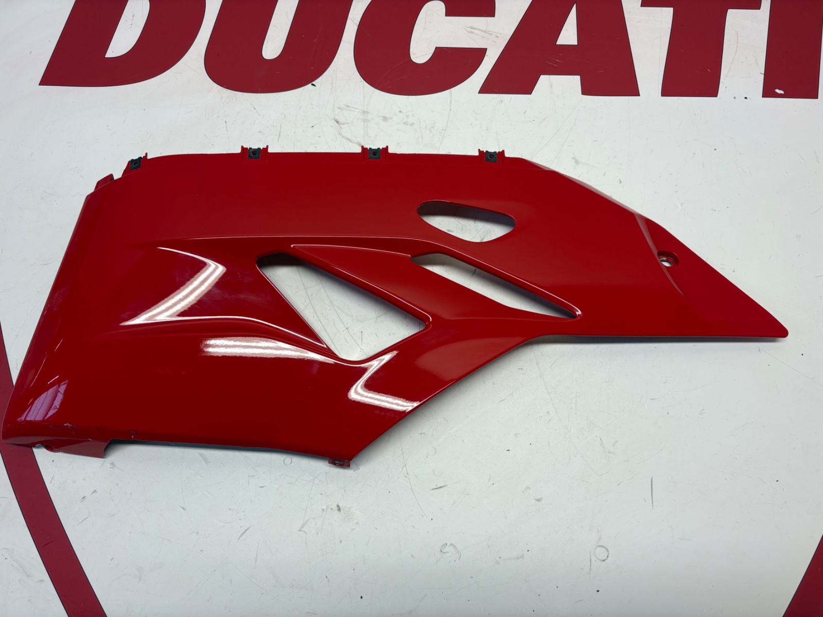 Ducati left hand lower fairing panel red superbike 1199 S 1299 S 48013333AA