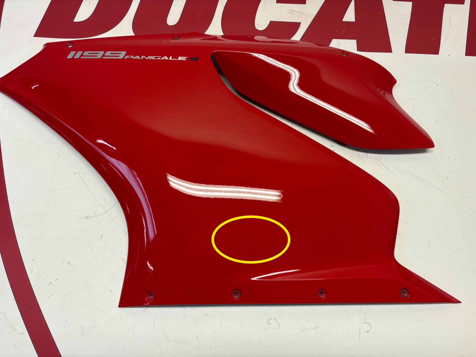 Ducati left upper fairing panel Panigale 1199 S 1199S RED 48013453AA