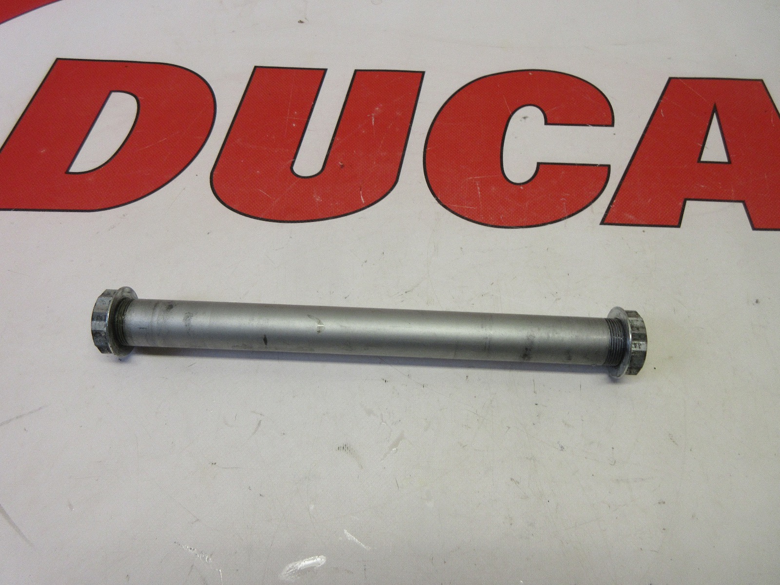 Ducati rear wheel axle 899 959 & Multistrada 950 Monster 821 81910742AA