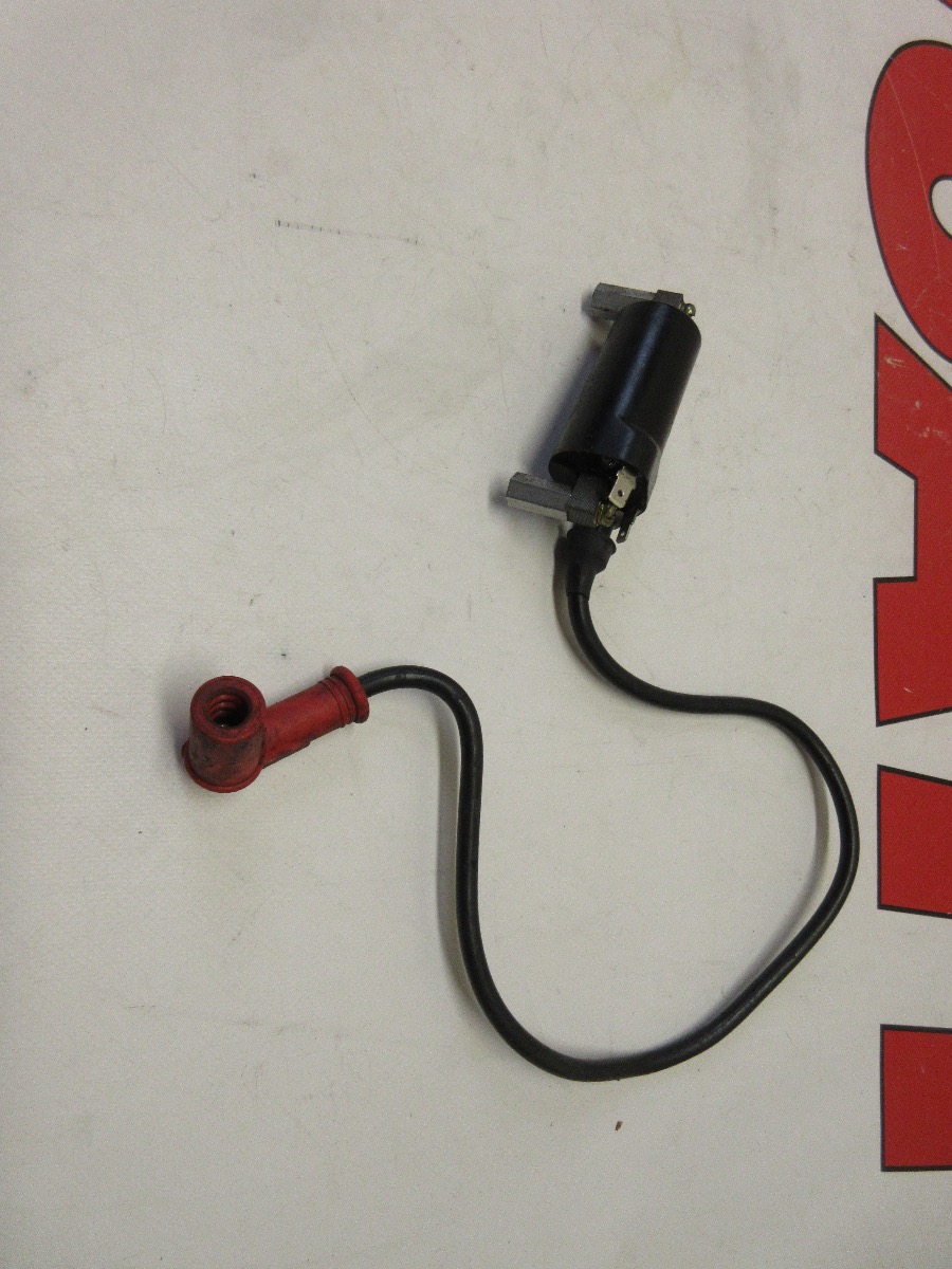 Ducati Ignition Coil & spark plug cap 38040091A supersport Monster 600 750 900