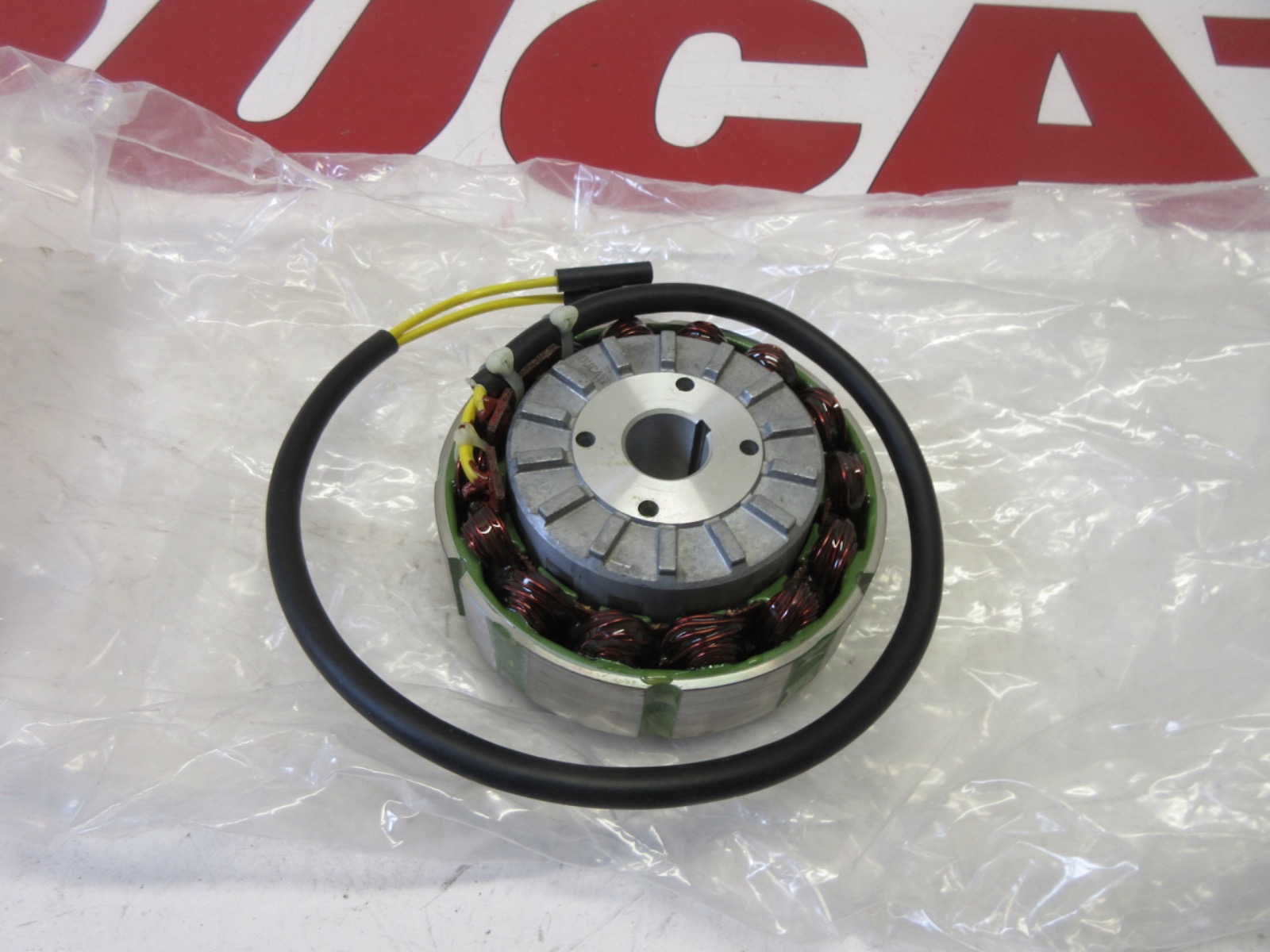Ducati Alternator Generator & flywheel Rotor 2 Phase 748 916 888 907ie 26440122A