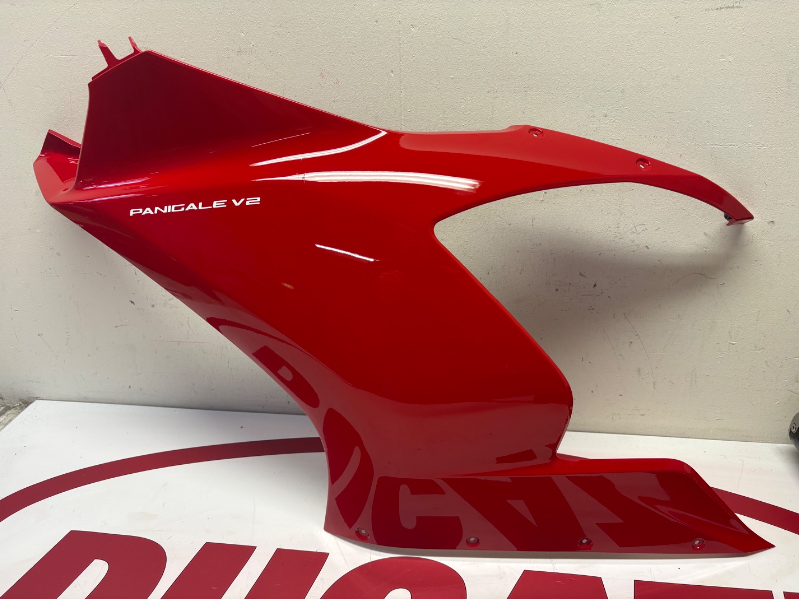 Ducati left hand upper fairing panel Panigale V2 red 2020 2025 4801A871AB