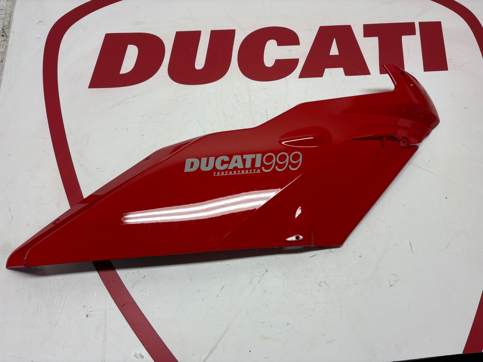 Ducati Right upper fairing panel RED Superbike 999 2003 2004 48011811AA