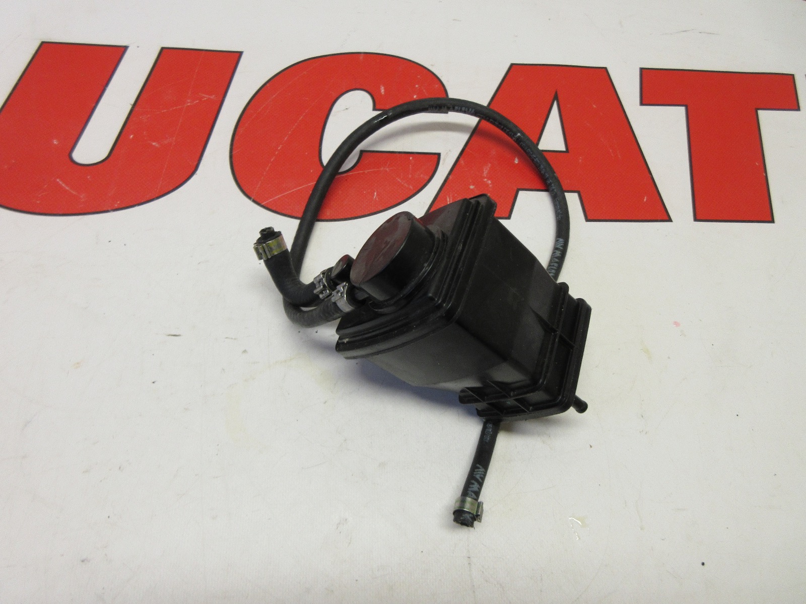 Ducati Panigale V4 V4S hot air pipe canister 42610681A