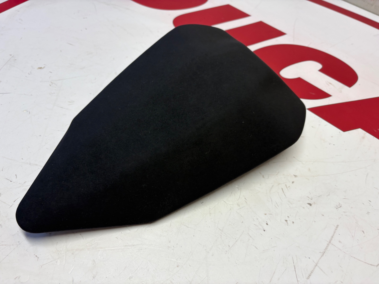 Ducati pillion riders sozius passenger seat Panigale 899 1199 1199S 59522251A