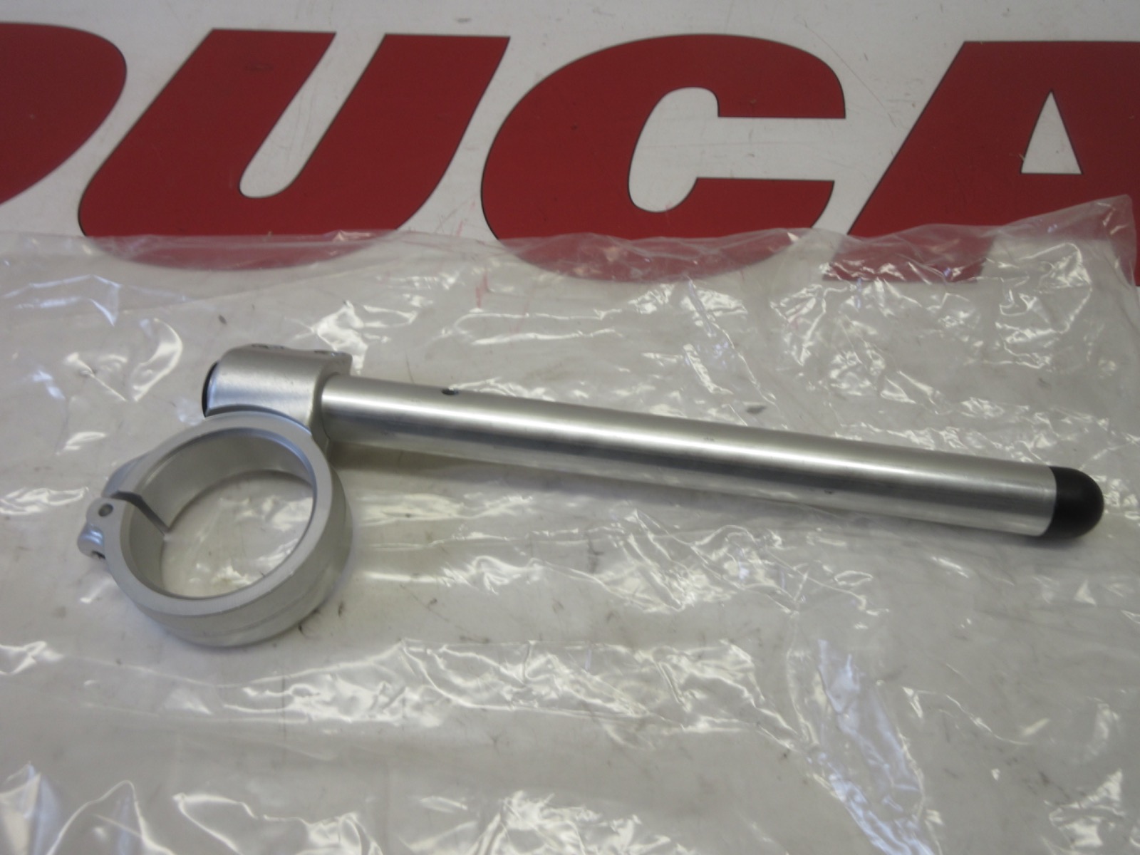 Ducati right hand handlebar clip on Superbike 1098 1098S 36020861B new
