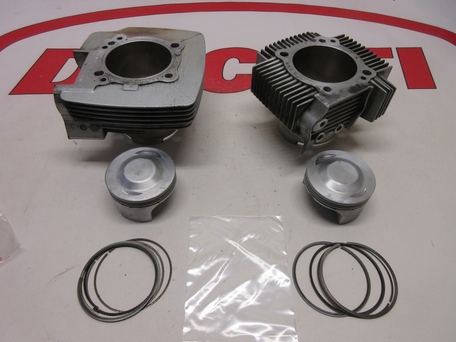 Ducati cylinders barrels with pistons Sport classic 1000 12020801AB