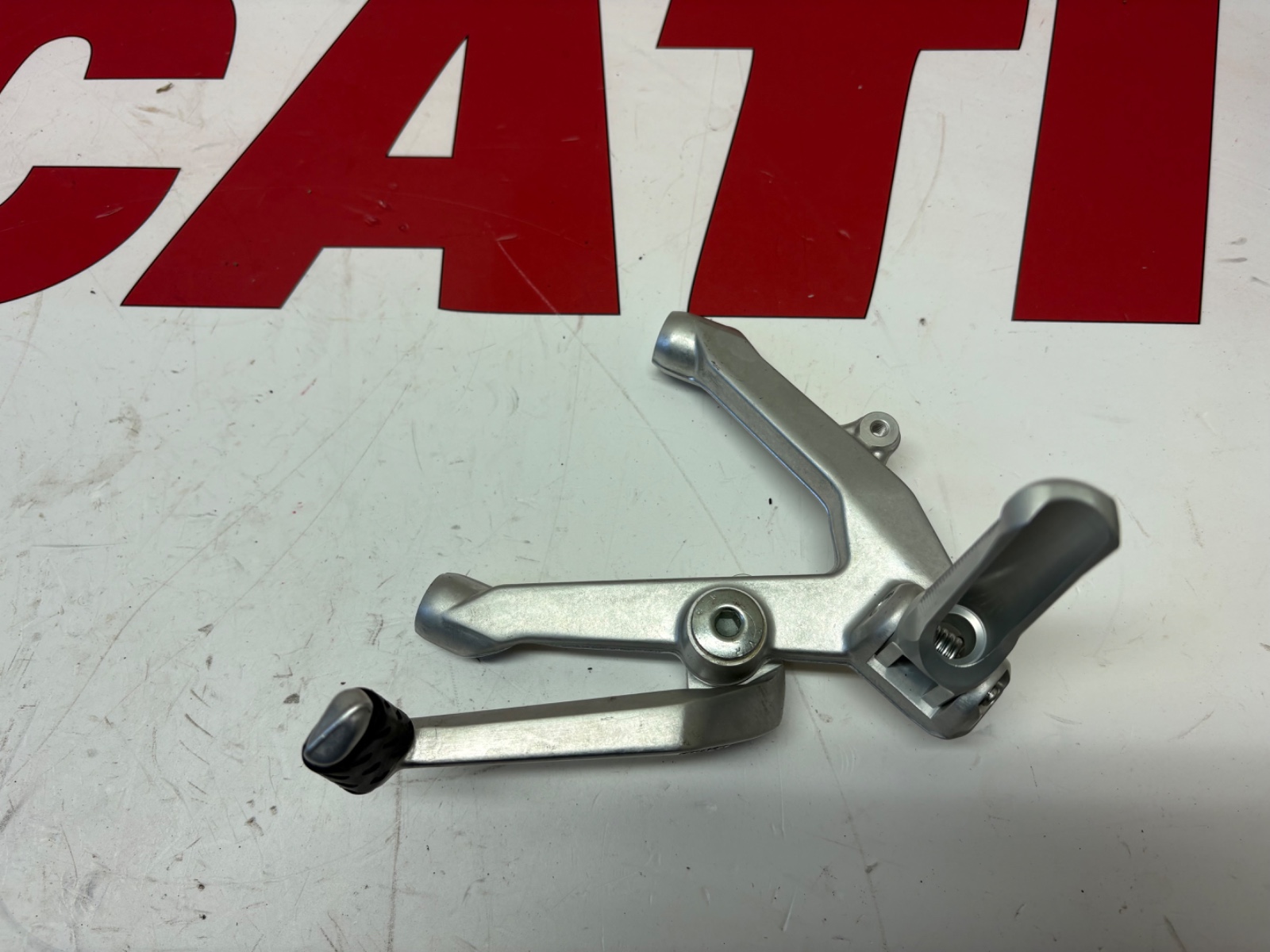 Ducati Panigale 899 959 1199 1299 & V2 Left footrest bracket hanger gear change