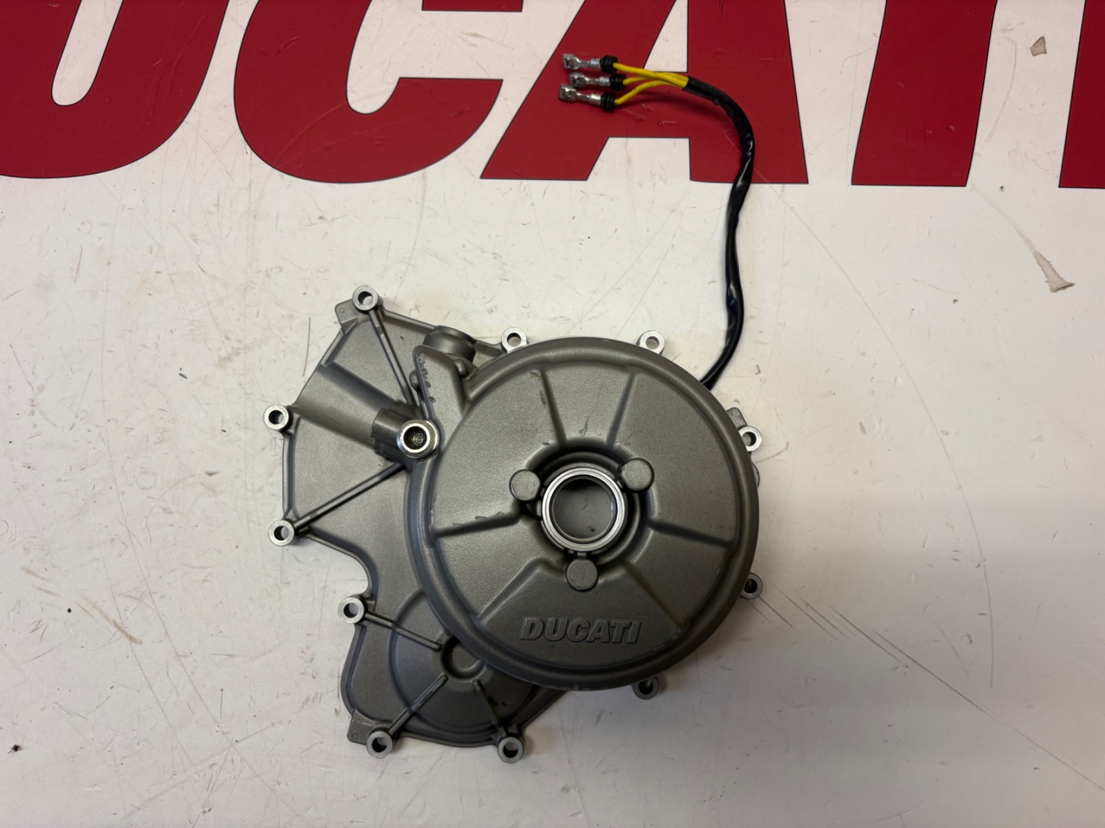 Ducati Panigale 1199 1199S generator cover & alternator 24221081CB 24231041B