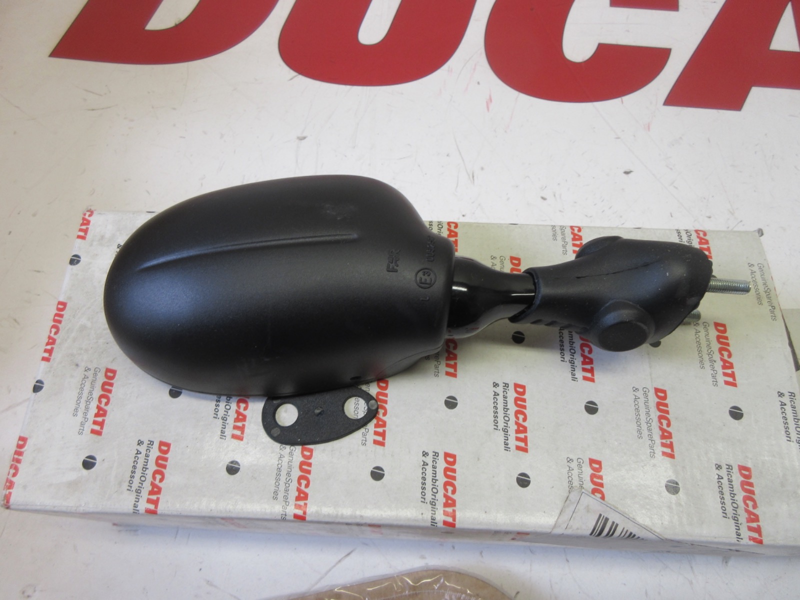 Ducati Original Right hand mirror Supersport 750 900 1998 - 2001 52340081A NEW