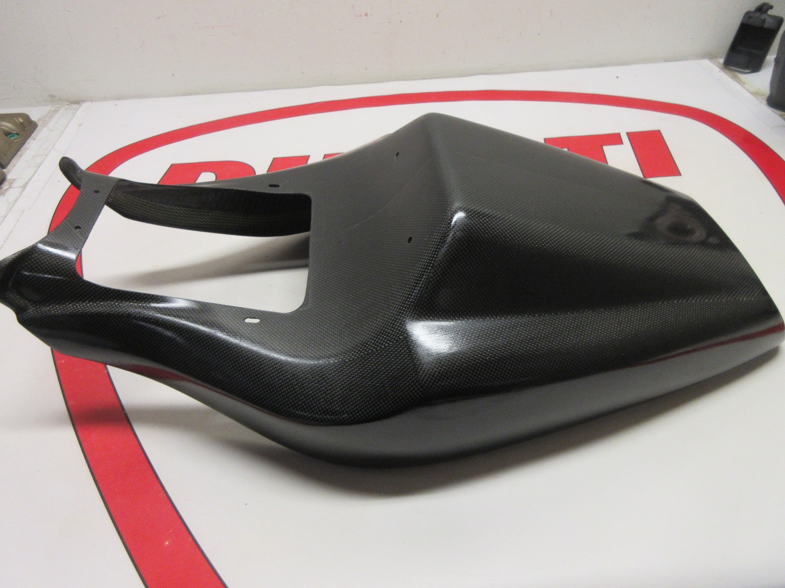 ●DUCATI 916/996/998/748 CMコンポジット カーボン ヒートガード (D0125A06) CARBON MONOPOSTO STRADA 748 - 916 - 996 - 998 CM COMPOSIT